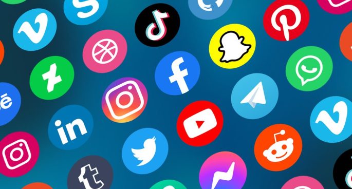 Infinite distraction: how to actually stop scrolling on social media episode artwork