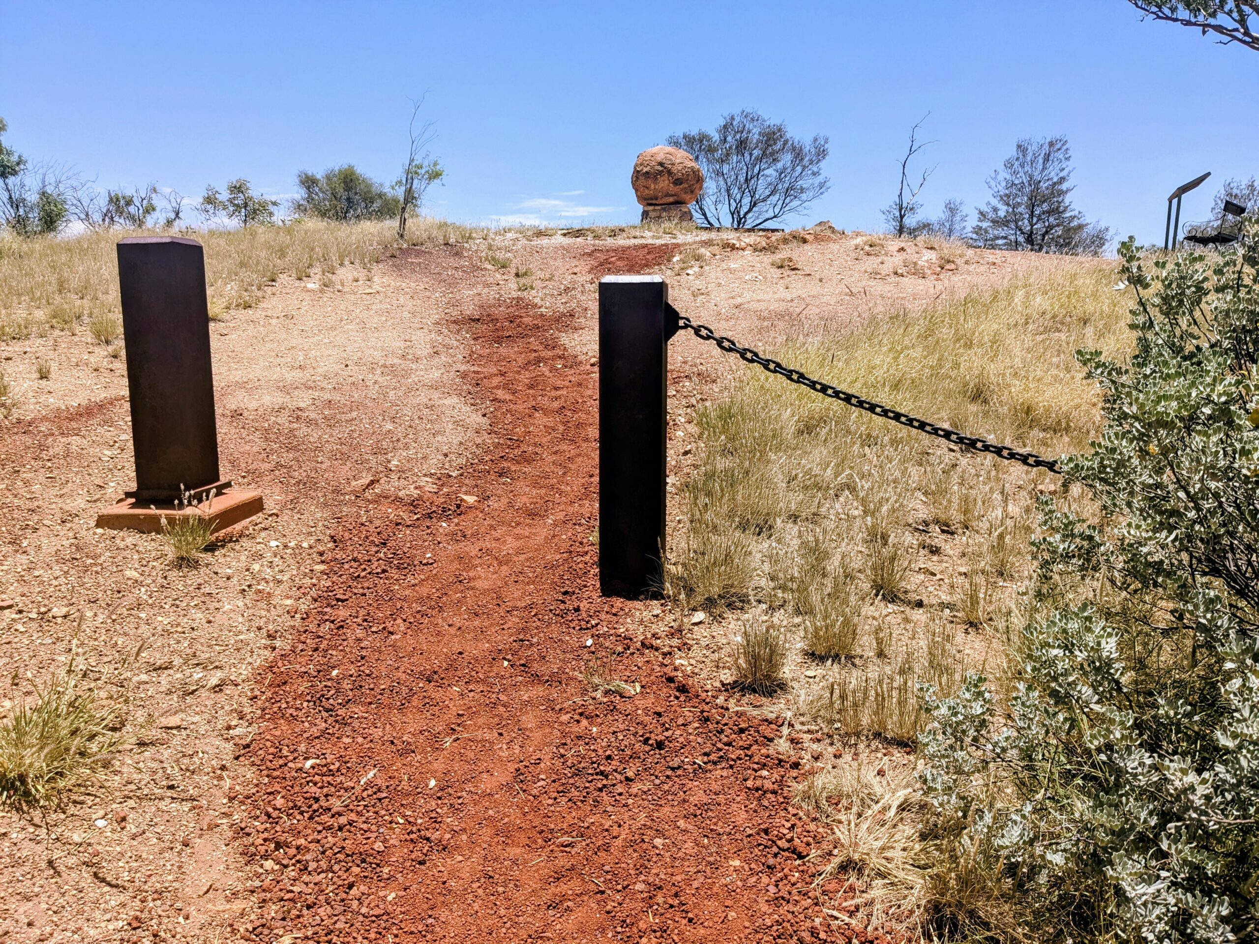 New hiking program for newcomers in Alice Springs kicks off episode artwork