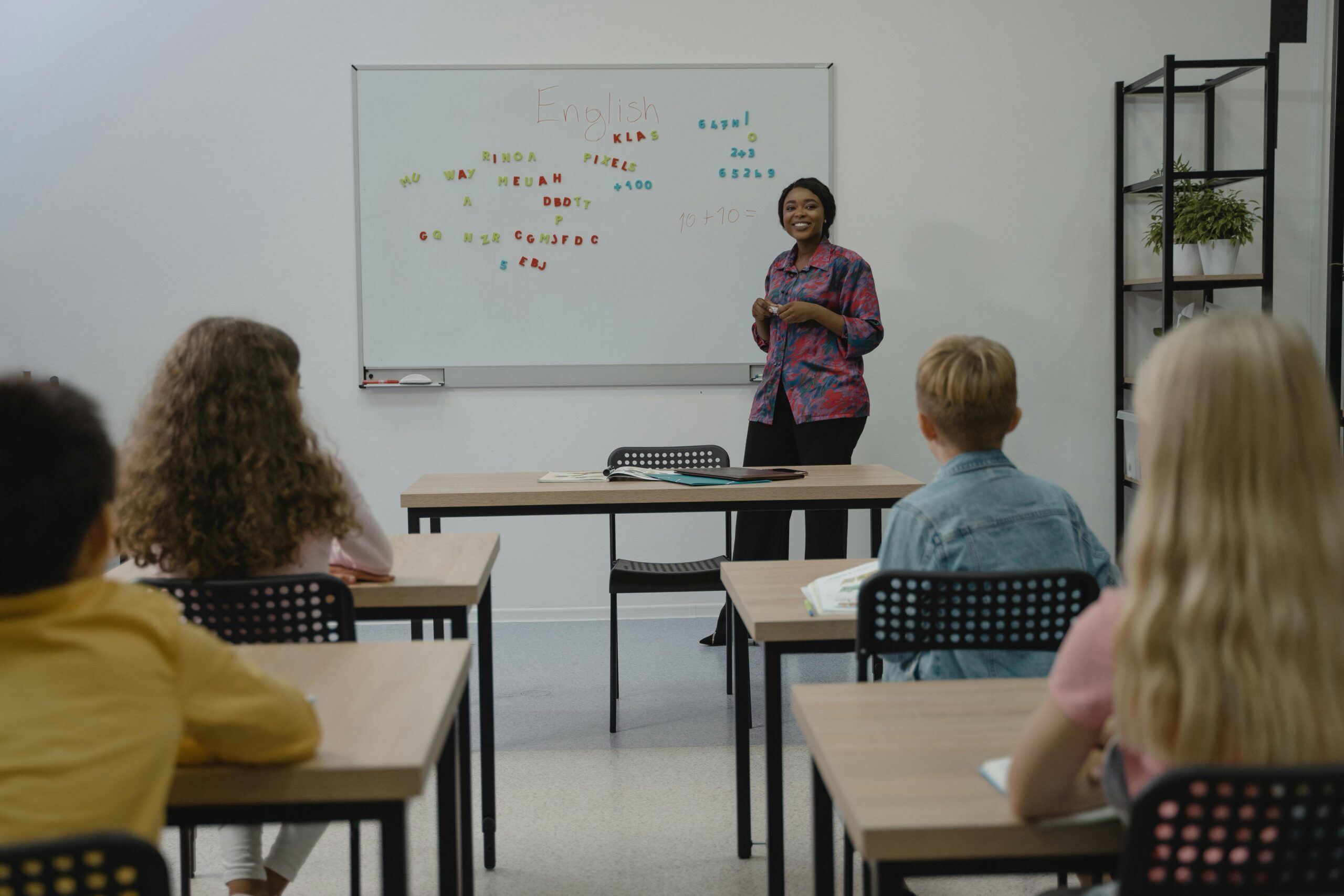 Migrant teachers sidelined as Australia’s shortage worsens episode artwork